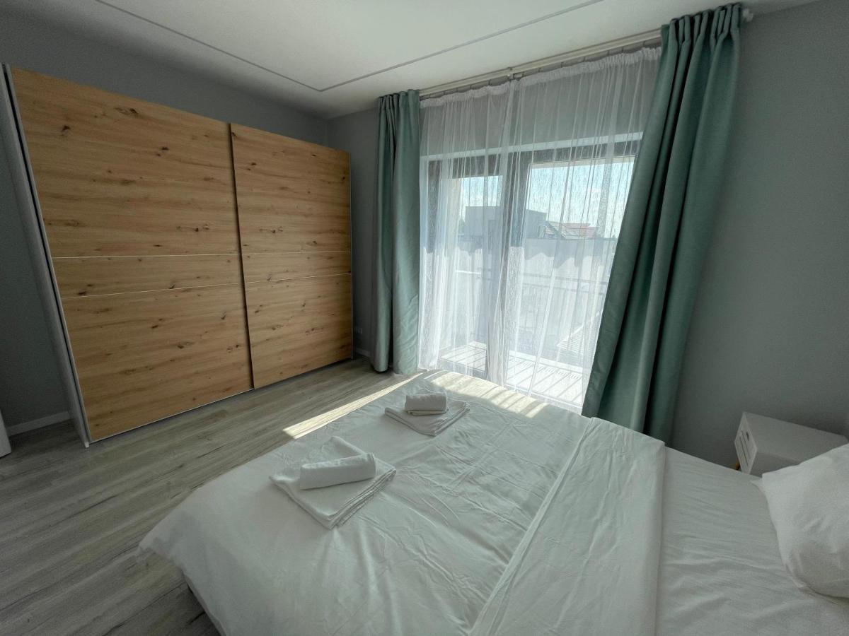 Noah Apartment Self Check-In Otopeni Buitenkant foto